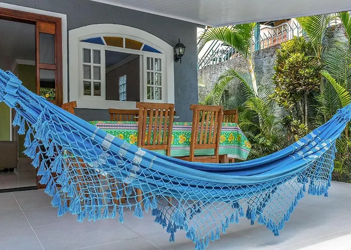 Casa Viela da Paz - Tranquilidade e muito verde no Perequê